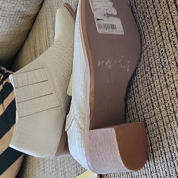 COPY - Seven7 Ancle boots - Picture 3 of 3